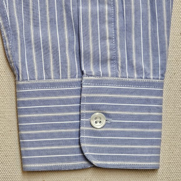 Allen Edmonds Button Down L - Picture 5 of 6